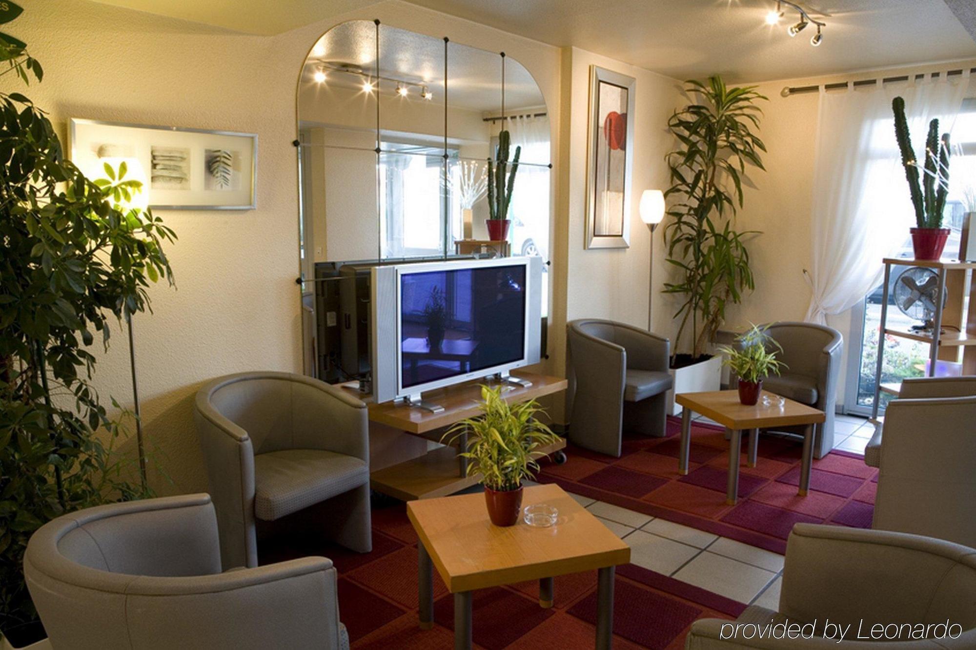 Ibis Budget Chilly-Mazarin Les Champarts Exterior photo