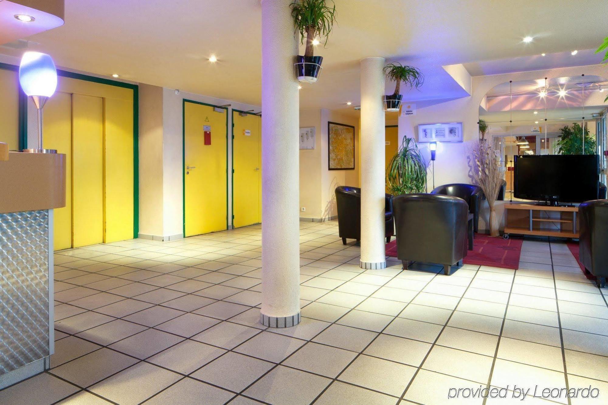 Ibis Budget Chilly-Mazarin Les Champarts Exterior photo