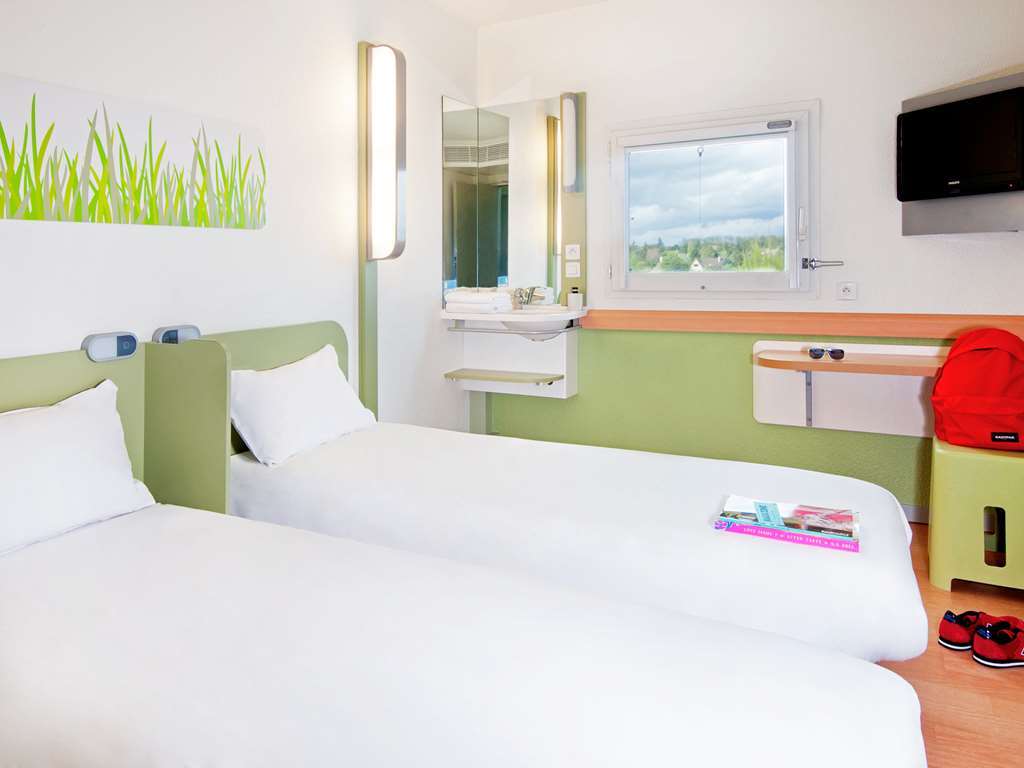 Ibis Budget Chilly-Mazarin Les Champarts Room photo